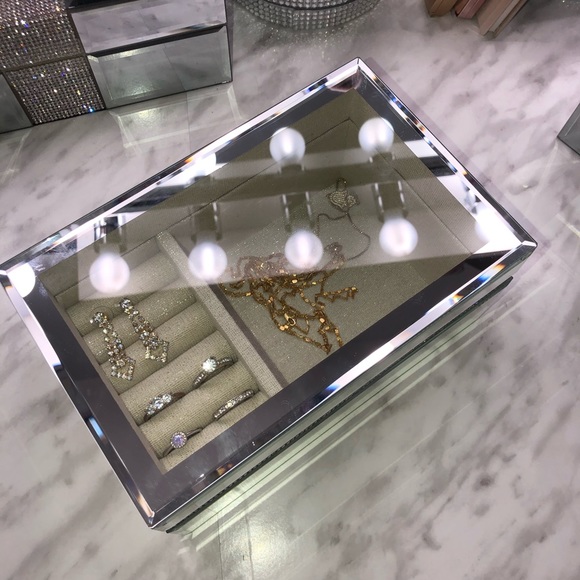 Modern jewelry box organizer - Picture 2 of 5